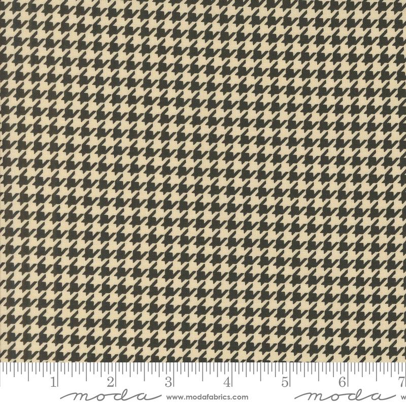 Home Sweet Haunt Houndstooth Bone