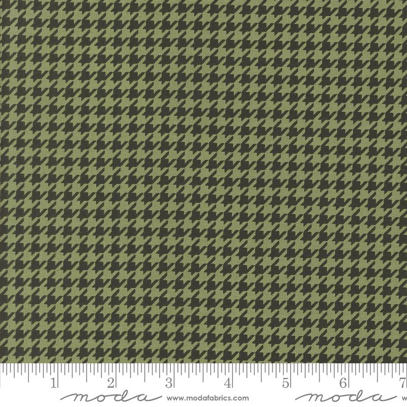 Home Sweet Haunt Houndstooth Moss
