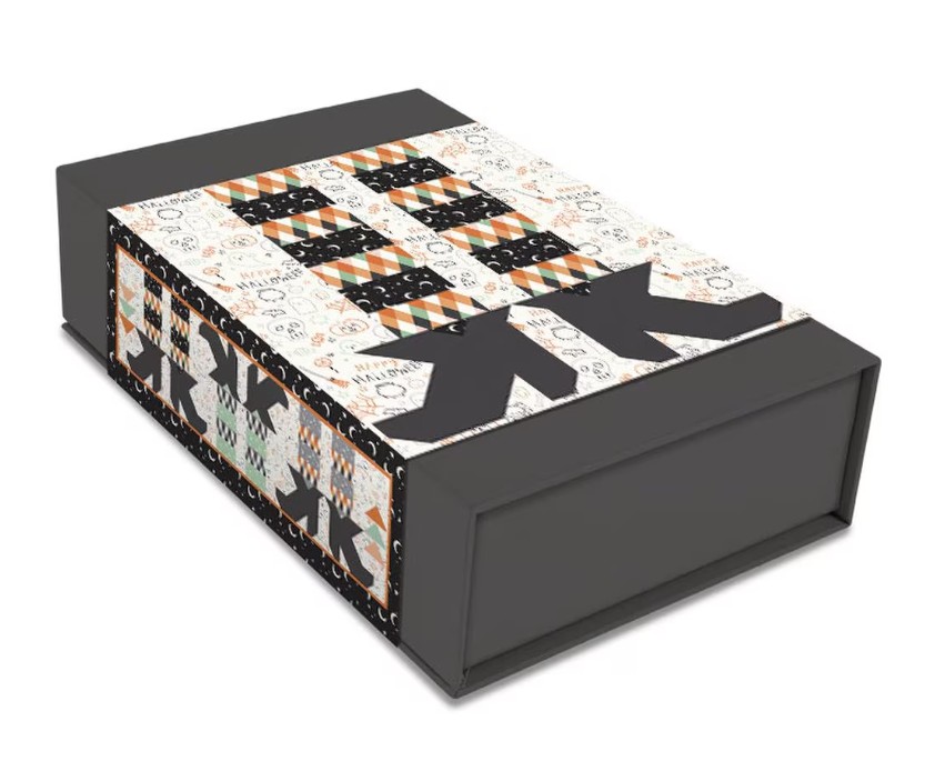 Frank and Friends Witches Feet Table Runner Kit