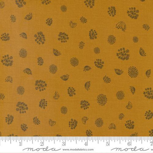 [45587 22] Woodland Wildflowers Caramel