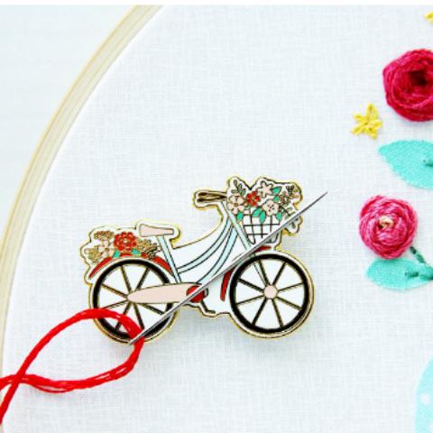 [FloralBikeNeedleMind] Floral Bicycle Needle Minder