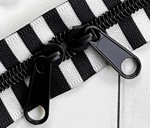 [SSCZ05] 30" Zipper Black/White Black