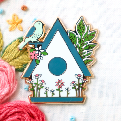 [42358542] Melody Lane Birdhouse Needle Minder