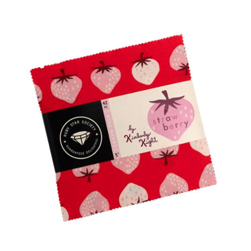 [RS3084PP] Strawberry 5" Charm Pack