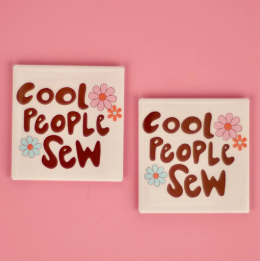 [KC361] Cool People Sew Magnet